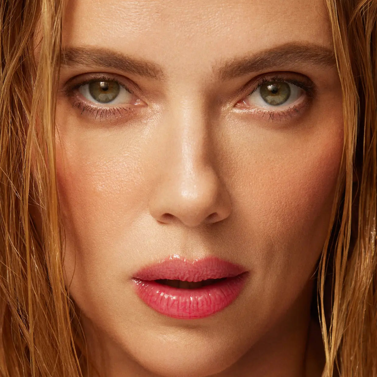 Lip Oasisᵀᴹ Glossy Treatment