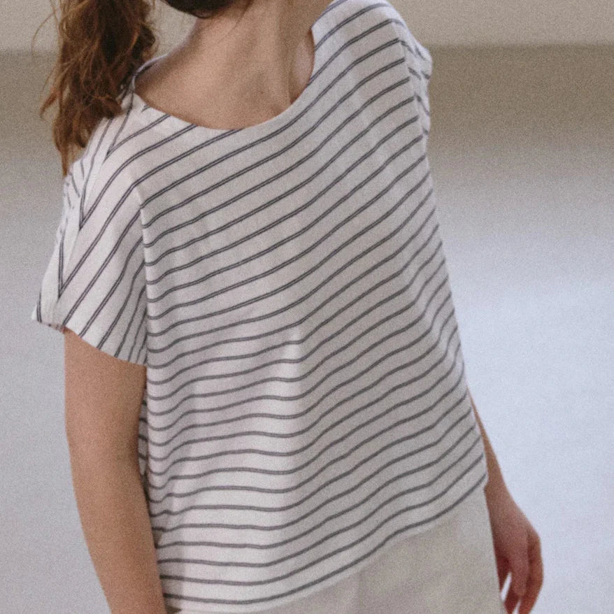 Cherie Tee - White/Navy