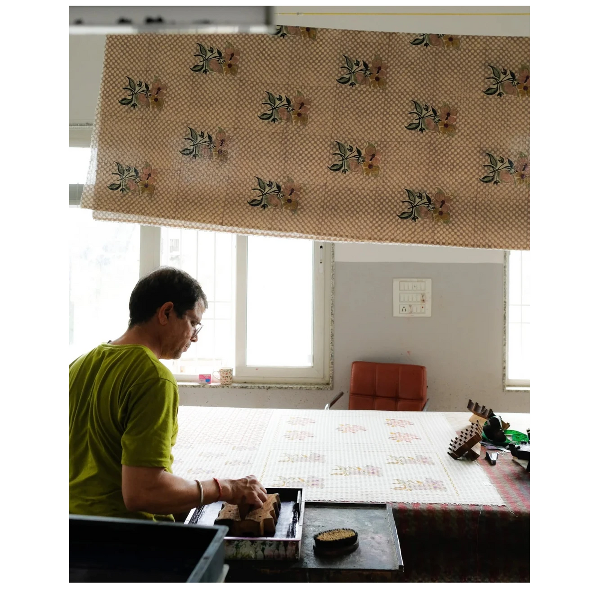 Soma - Hand Block-Printed Cotton Table Cloth (Faded Mauve)