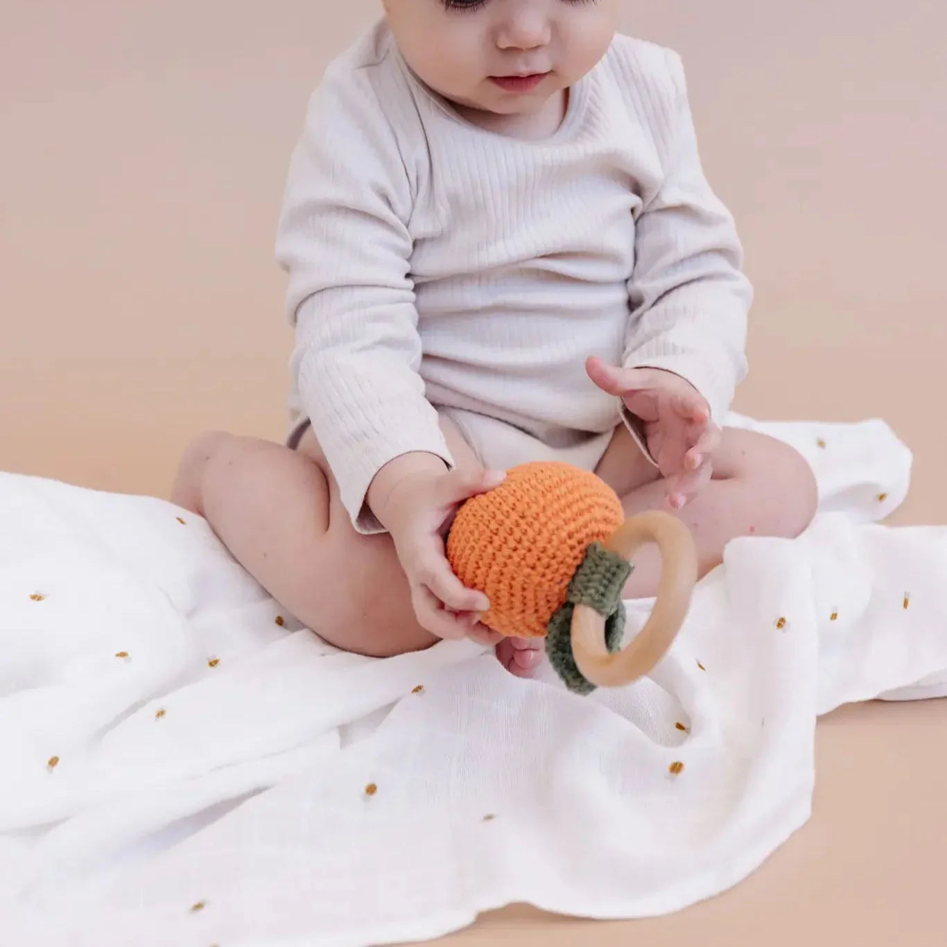 Honey Bee Organic Muslin Swaddle