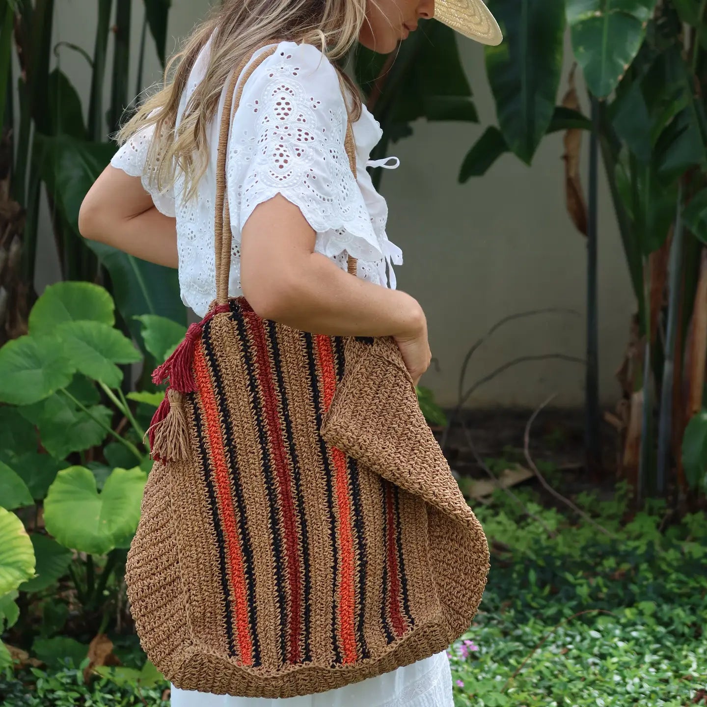 Oversized Natural Raffia Tote with Tassle