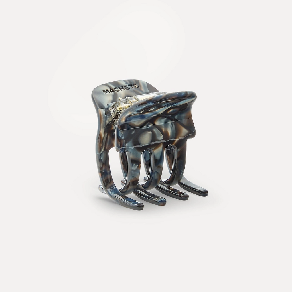 Mini Claw in Blue Horn