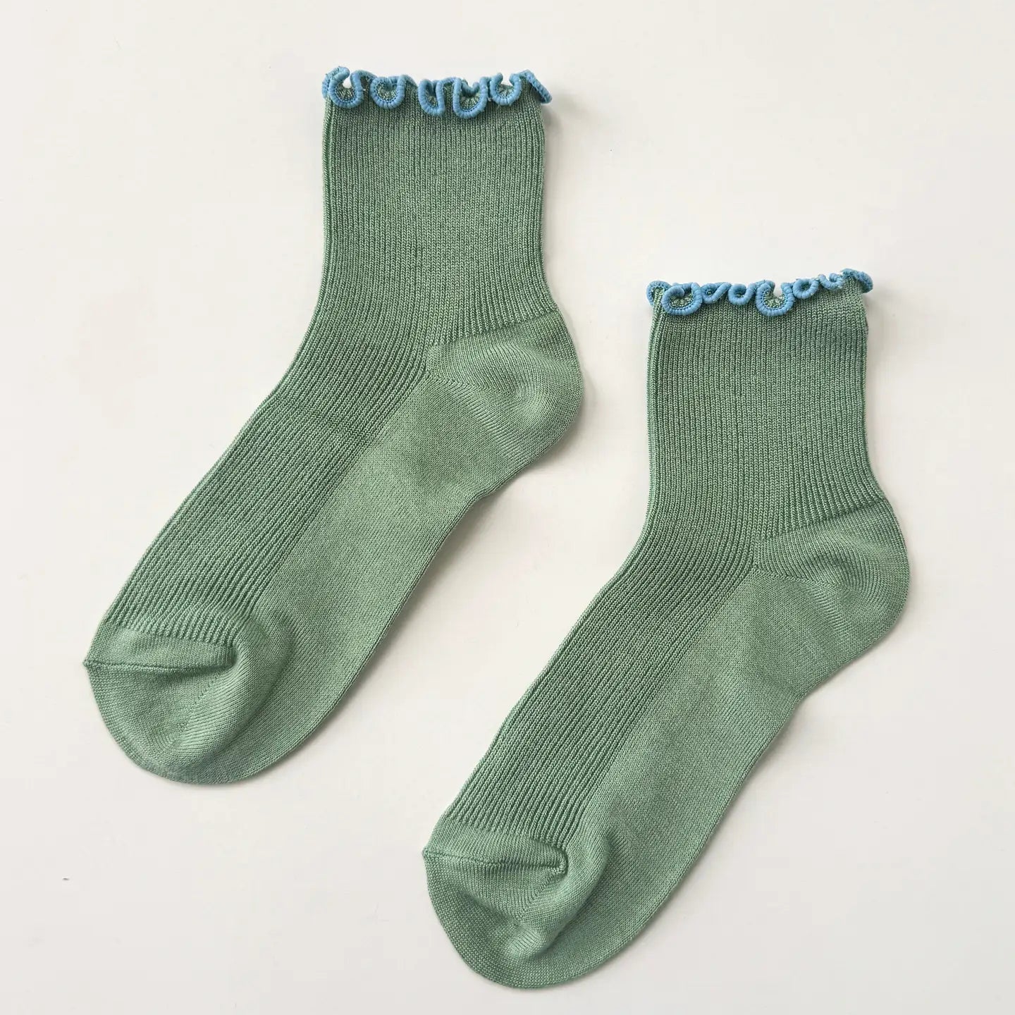The Petite Ruffled Modal Socks