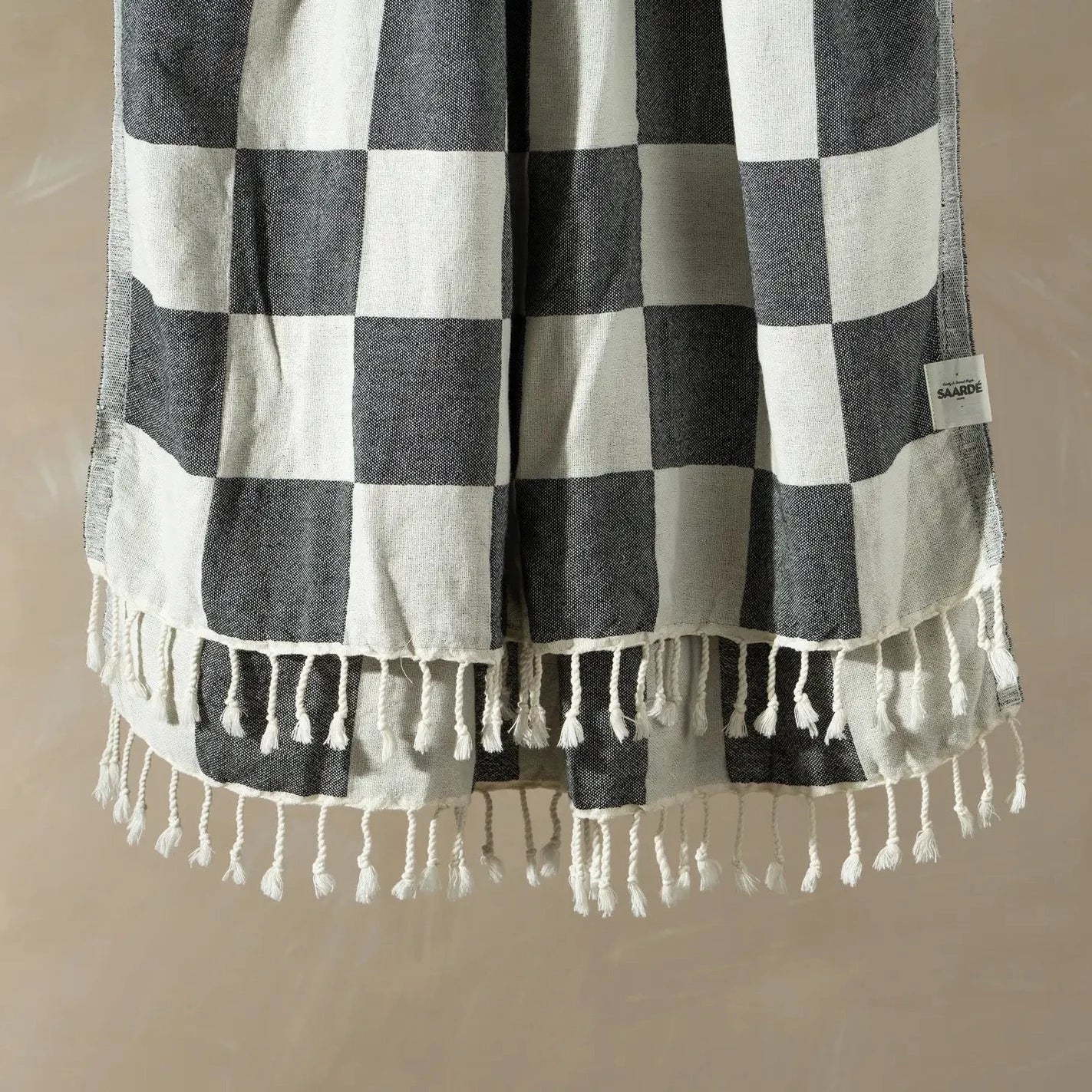 Saarde Sicily Turkish Beach Towel - Black