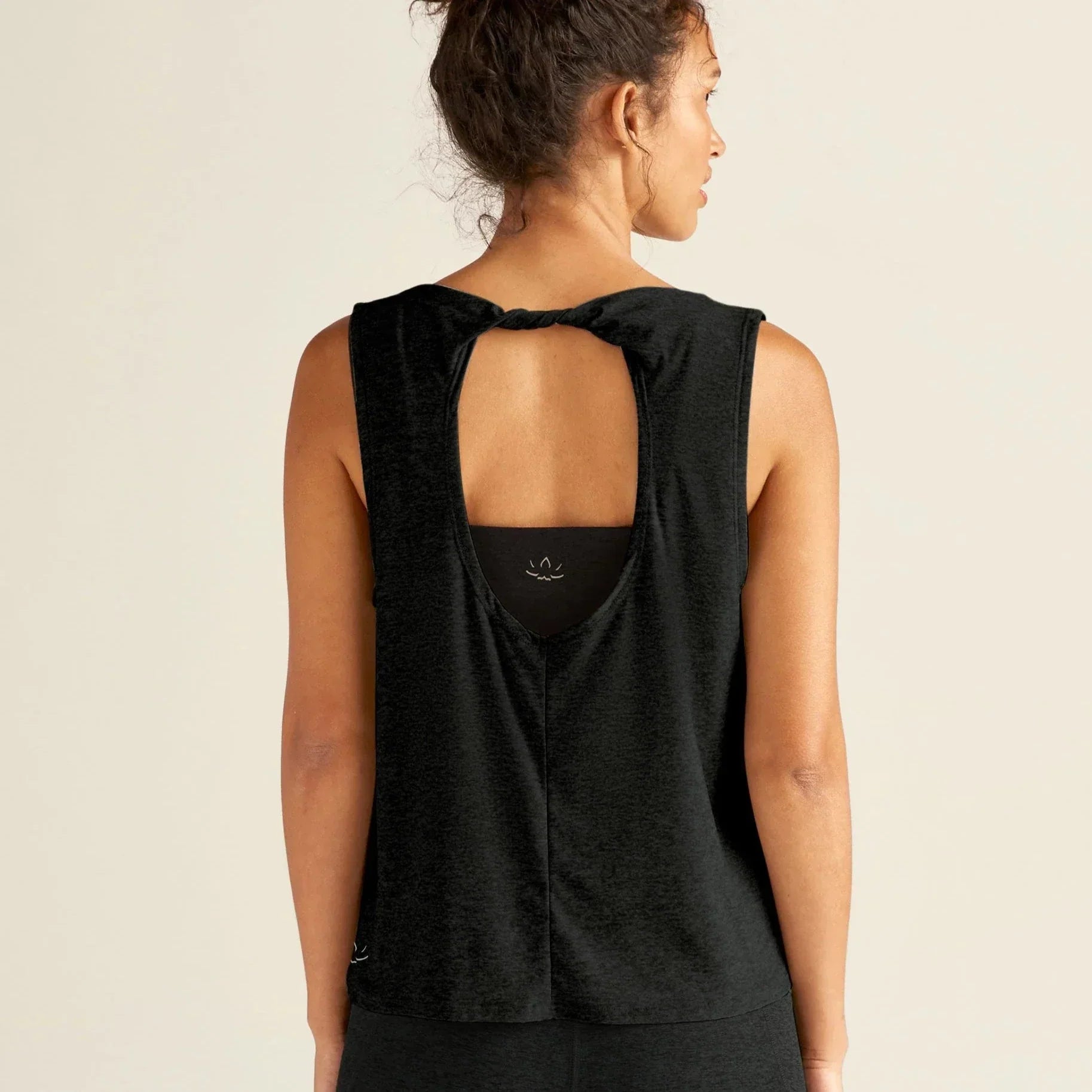 Beyond Yoga Featherweight Aquarius Tank - Darkest Night
