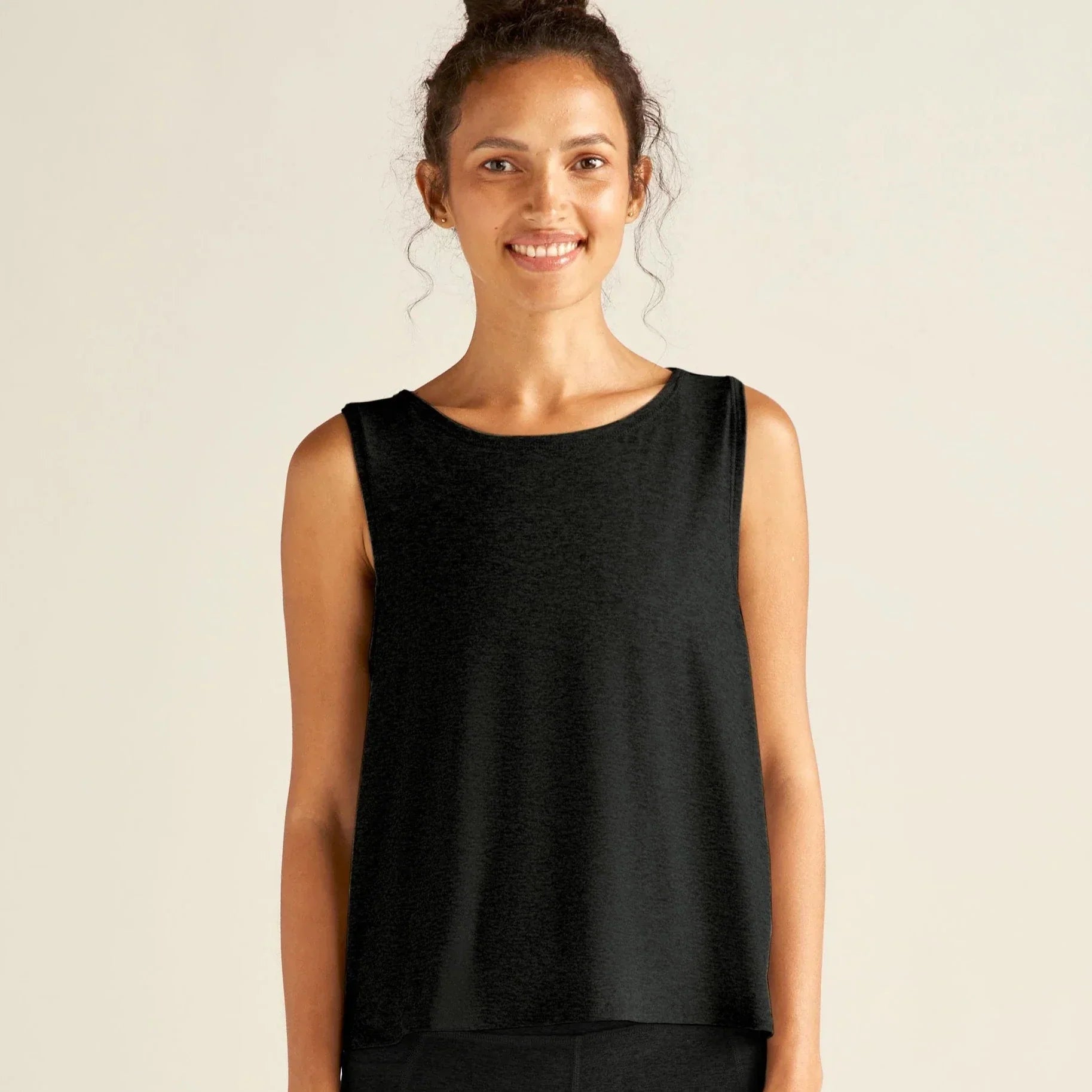 Beyond Yoga Featherweight Aquarius Tank - Darkest Night