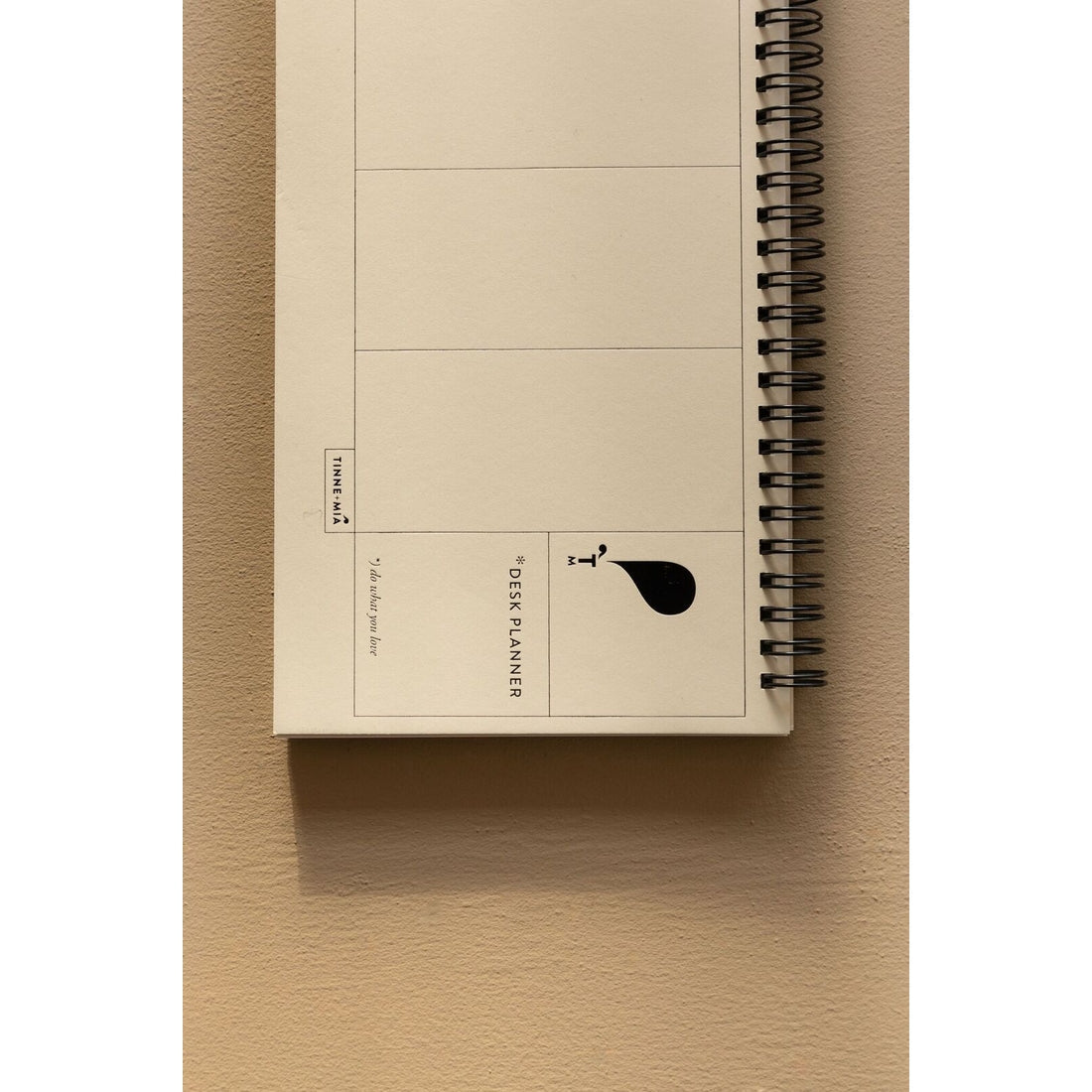 Tinne + Mia Desk Planner