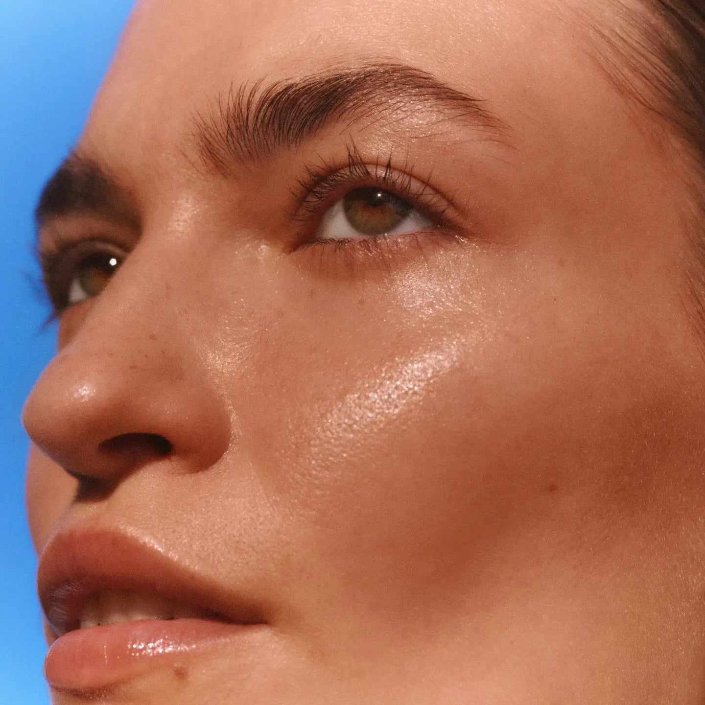 The One Warm Glow Daily Sun Cream SPF30