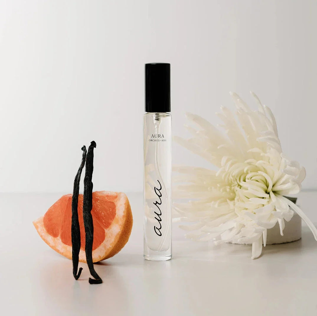 AURA Grapefruit + Tonka Bean Non-Toxic Travel Spray