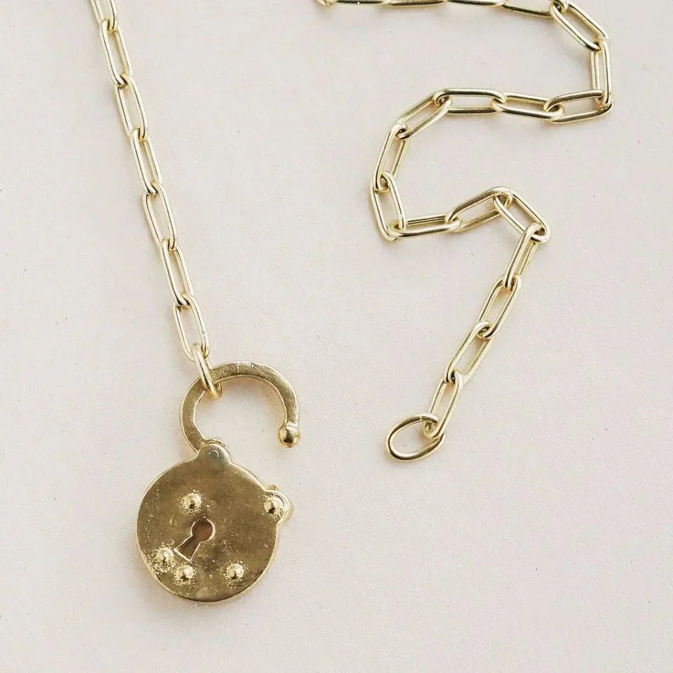 Satomi Studio Gembok Pendant - Keyhole