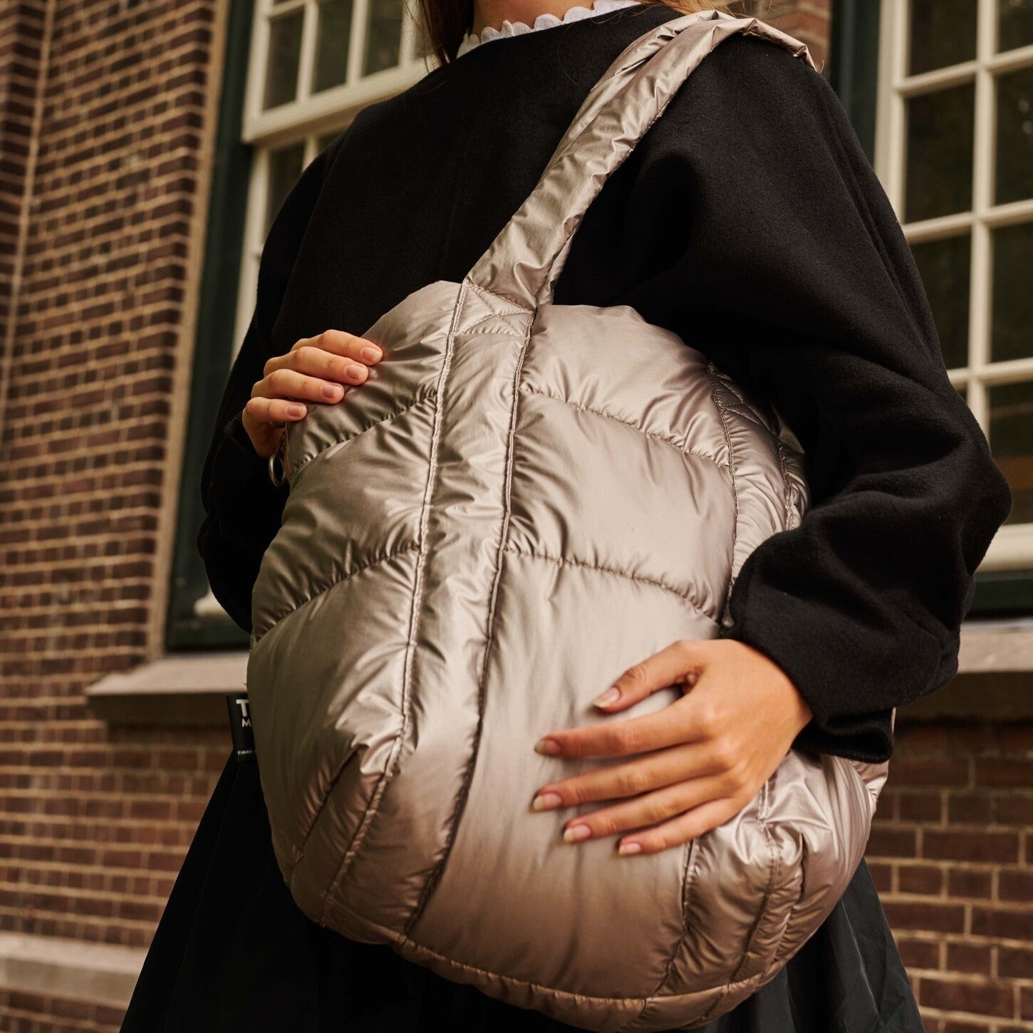 Tinne + Mia Clode Puffy Shoulder Bag - Greige Gold