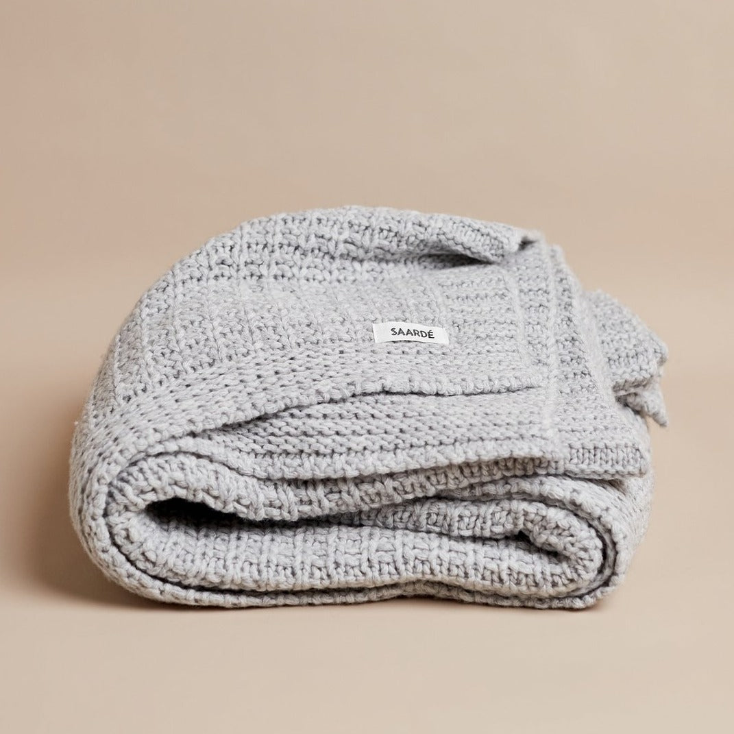 Saardé Jasmin Wool Throw - Pale Grey