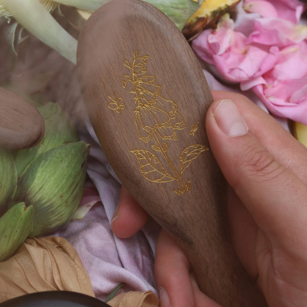 Foxglove Mini Brush - Gold Fill